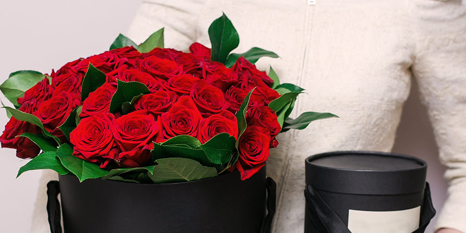 Gift Boxed Red Roses